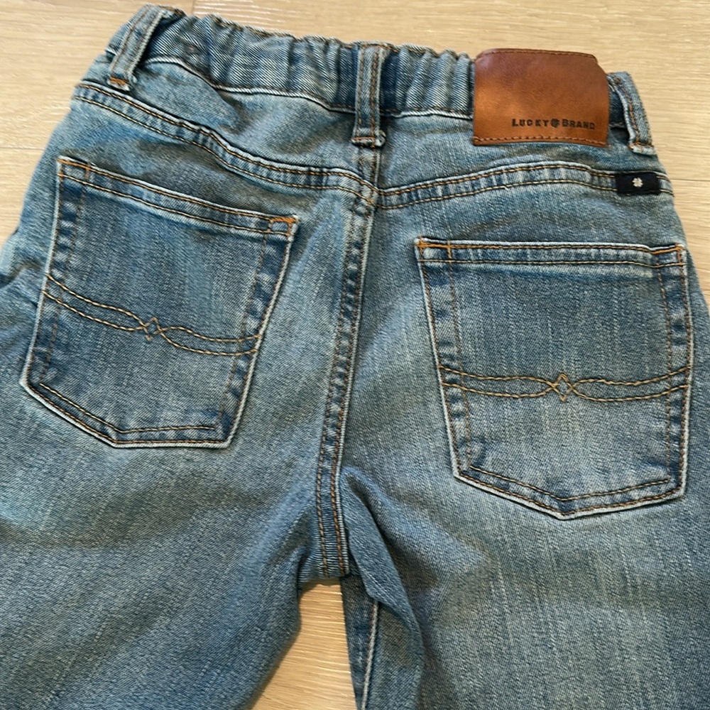 Lucky brand light blue wash jeans